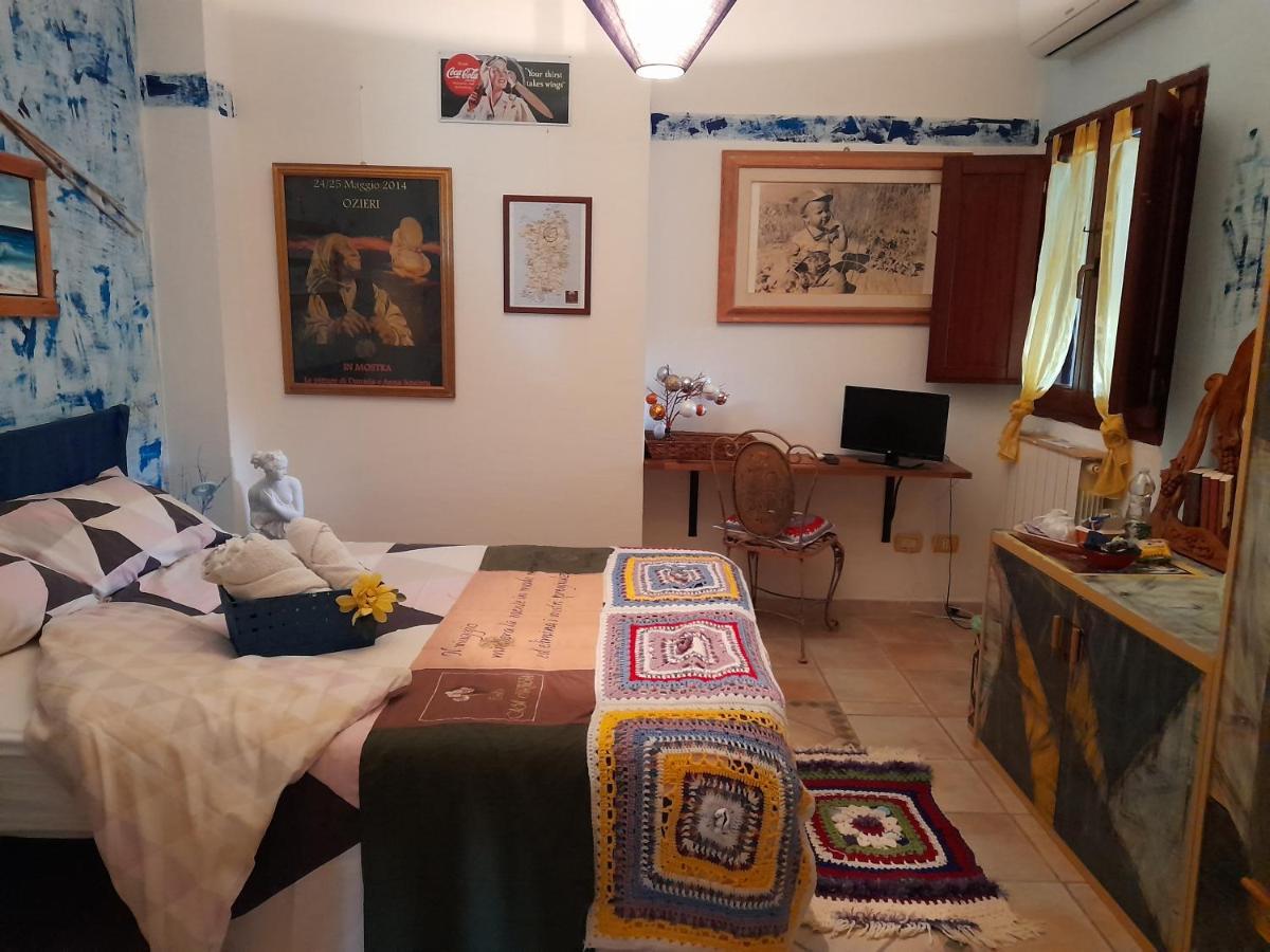 Casa D' Artista B&B オツィエーリ エクステリア 写真