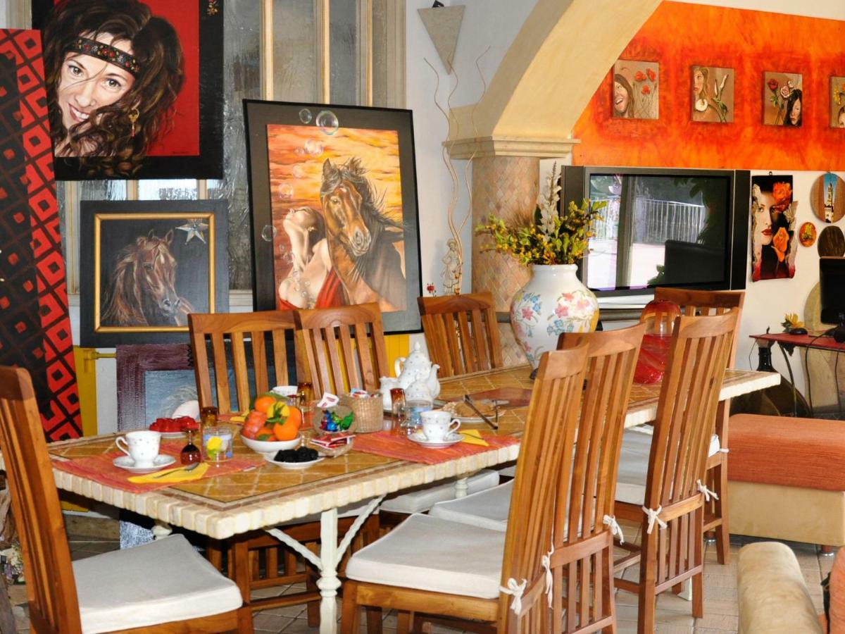 Casa D' Artista B&B オツィエーリ エクステリア 写真